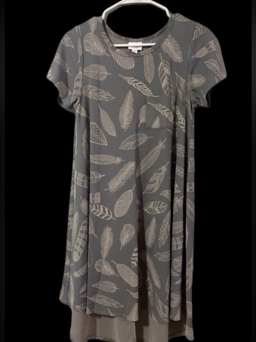 LuLaRoe Feather Print Top in Charcoal and Light Taupe